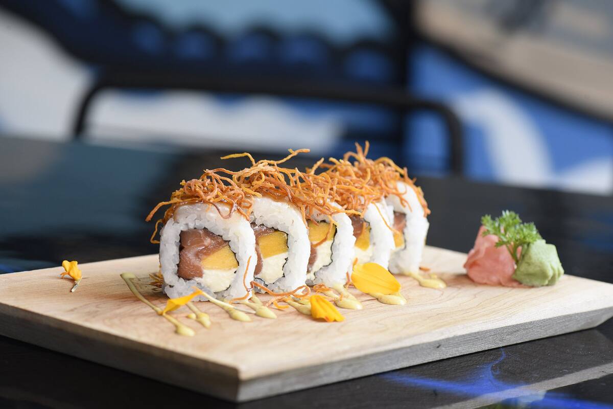 Iwao Komiyama explica que el mejor arroz para el sushi es el recién cosechado. En Argentina se cosecha en otoño.