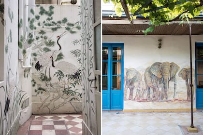 Izquierda: Bambúes y pájaros habitan y le dan vida al patio interno del taller de la artista plástica Cecilia Ibarguren. Con un estilo oriental, los trazos colonizan el pequeño espacio y disimulan los caños y salientes de las paredes. Derecha: Una familia de elefantes, obra del arquitecto Bernardo Ezcurra, sorprende con originalidad en la galería de una casa chorizo, construida a principios de siglo XX.
