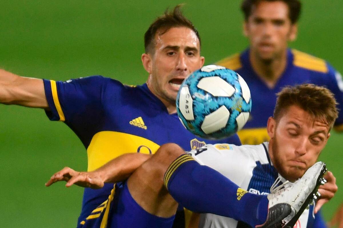 Izquierdoz habló sobre Fabra; en la imagen, el partido que desató la pelea con el defensor, frenet a Talleres