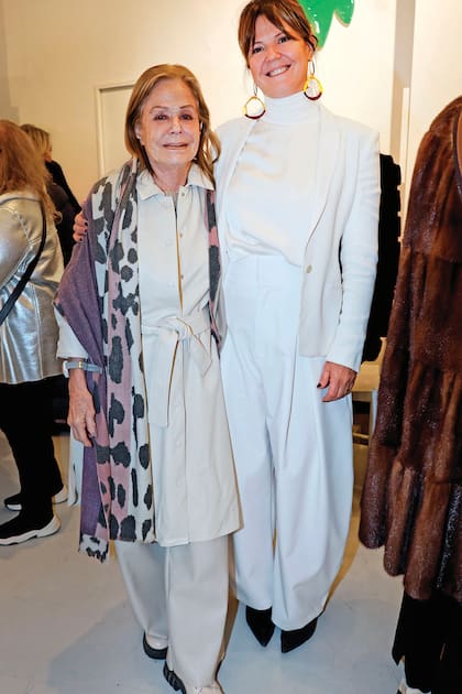 Jacinta y su mamá, Elena Grondona