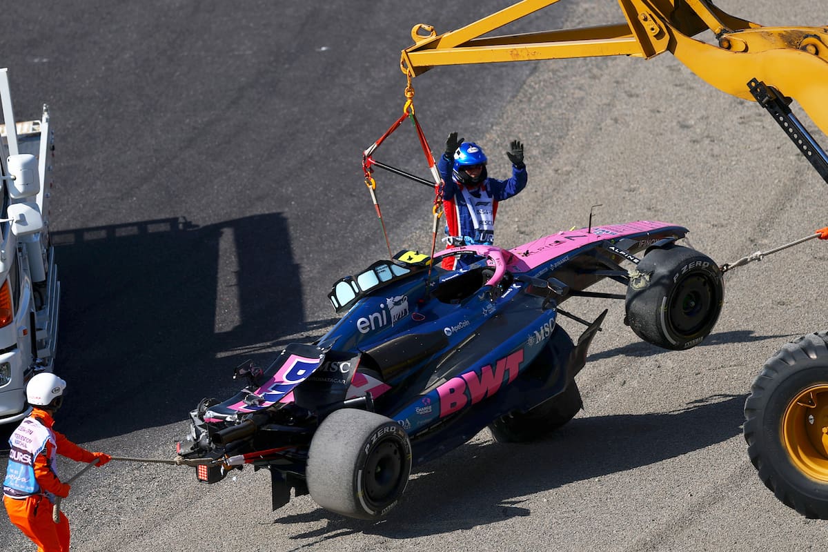 Jack Doohan de Alpine se estrelló a los pocos minutos de comenzar una sesión de prácticas para el Gran Premio de Japón en abril