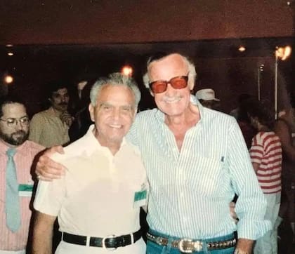 Jack Kirby (izquierda) y Stan Lee (derecha) ya trabajan hacía años para Marvel cuando Ditko llegó a la editorial