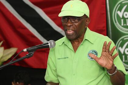 Jack Warner fue suspendido de por vida