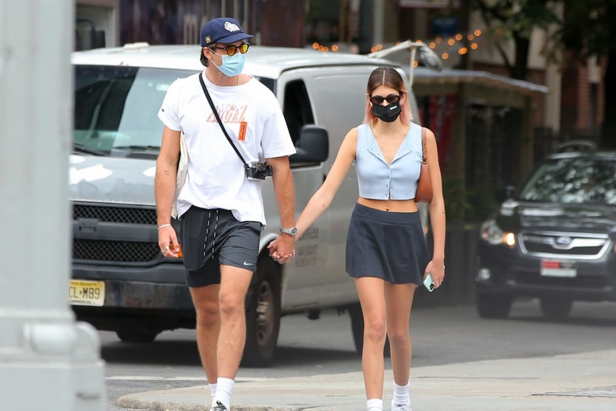 Jacob Elotdi, el actor de El stand de los besos, fue sorprendido con la modelo