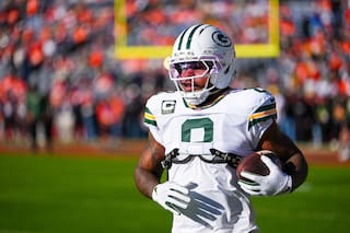 Jacobs, de los Packers, sale de la cárcel mientras fiscales evalúan presentar cargos