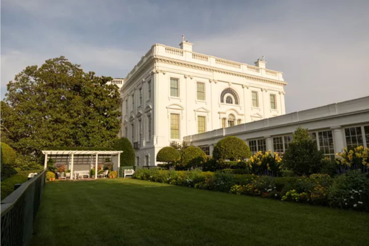 Jacqueline Kennedy Garden (2023)