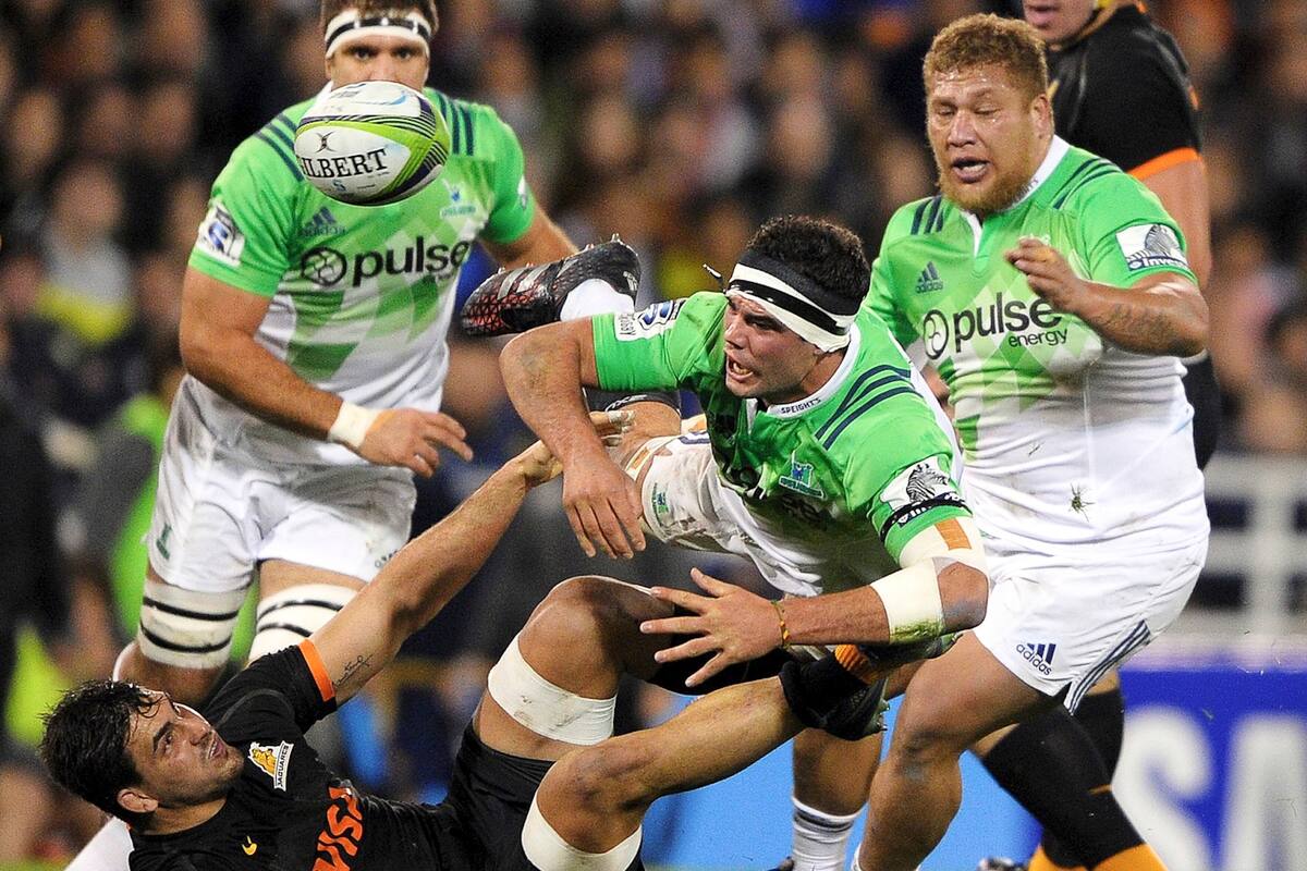 Jaguares y Highlanders en Vélez, julio de 2016