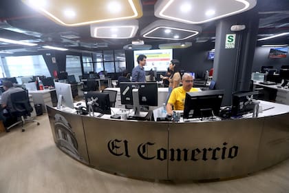 La moderna Redacción de El Comercio de Lima, fundado en 1839