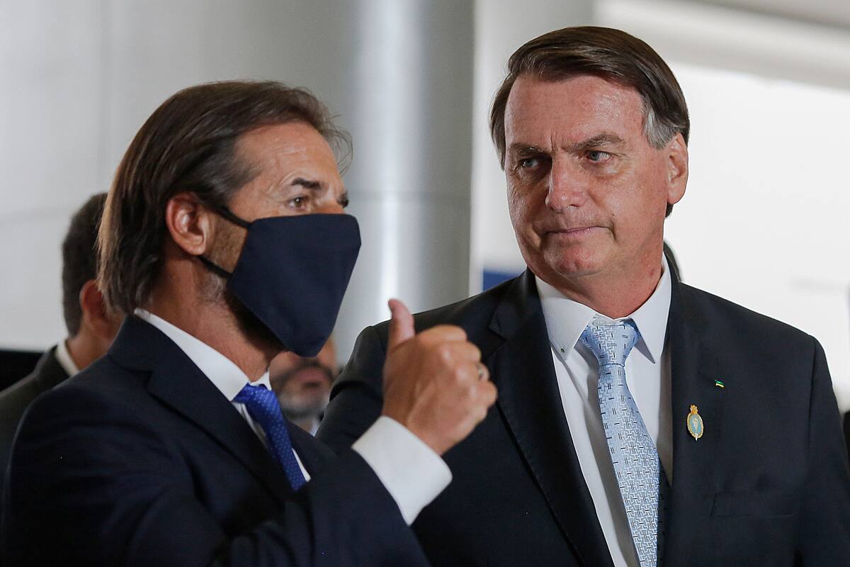 Jair Bolsonaro recibe a Luis Lacalle Pou en el Palacio del Planalto, en Brasilia