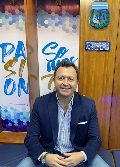 Jairo Pachon, el colombiano a cargo de la organización de los amistosos de la selección argentina