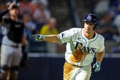 Jake Mangum batea de 4-4 en su segundo juego de las mayores y ayuda a Rays a vencer 6-1 a Piratas