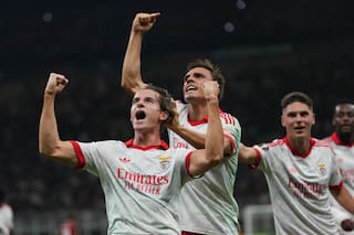 Benfica vence al AC Milan en la primera jornada de la Liga Europa