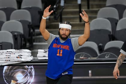 Jalen Brunson de los Knicks de Nueva York durante un entrenamiento previo al inicio de las Finales de la NBA, el martes 2 de junio de 2026, en San Antonio. (AP Foto/Eric Gay)