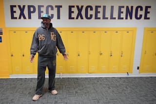 Jalen Rose dedica su tiempo a la escuela que lleva su nombre en Detroit