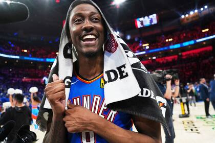 Jalen Williams multado con 25.000 dólares por ropa con lenguaje ofensivo tras victoria del Thunder