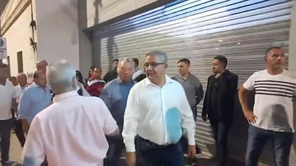 Jalil y Barrionuevo llegan al velorio del ministro Rojas