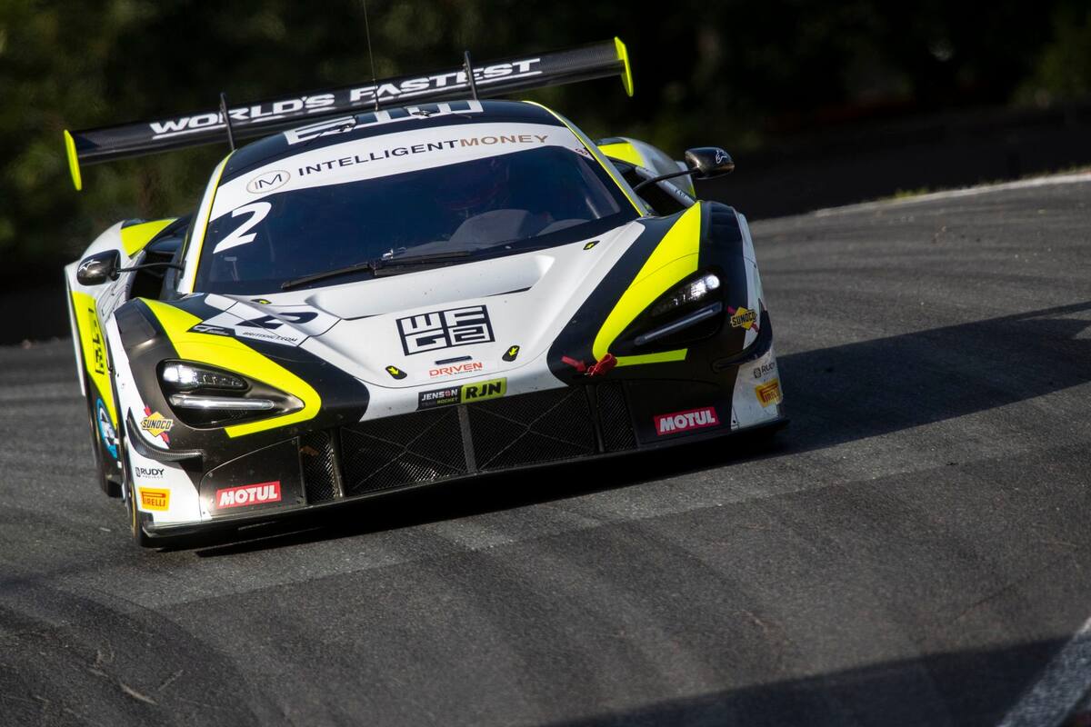James Baldwin ganó en su debut con la escudería Jenson Team en el campeonato británico GT