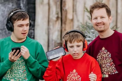 James dice que espera que sus dos hijos puedan vivir lo más independientemente posible en el futuro