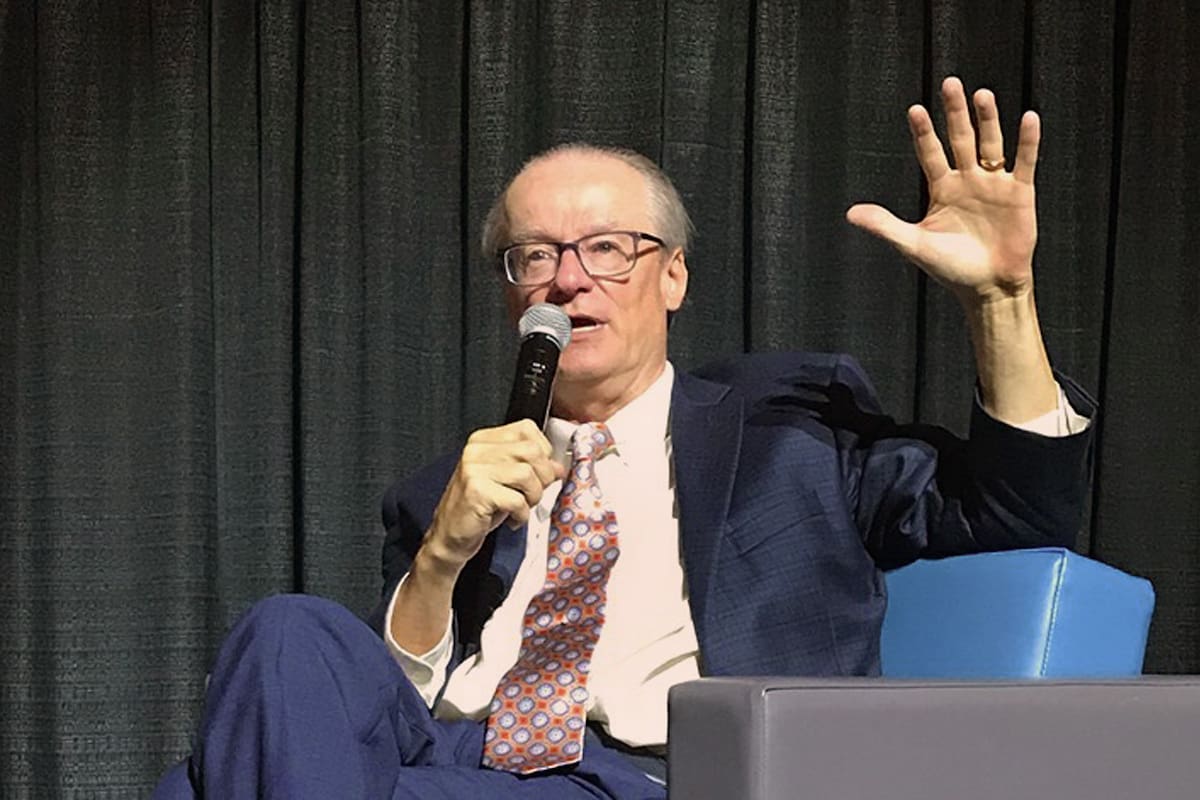 James Hansen el biógrafo de Armstrong