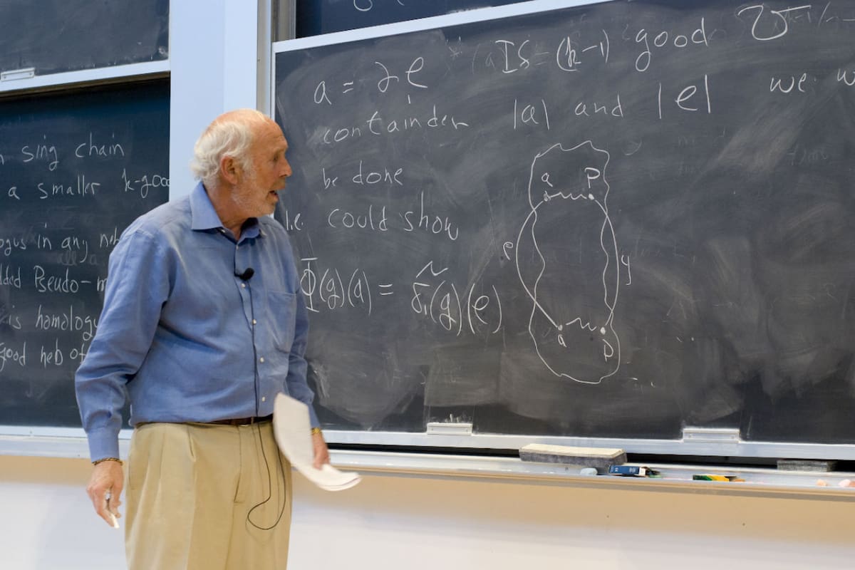 James Simons dando clases