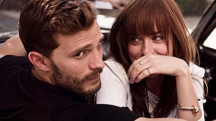 Jamie Dornan y Dakota Johnson como Christian Grey y Anastasia Steele