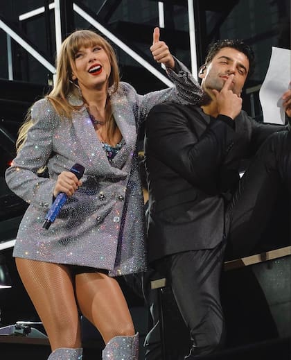 Jan Ravnik, el bailarín de Taylor que es parecido a Chayanne
