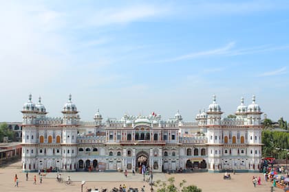 Janaki Mandir en Janakpur, el templo donde los hindúes creen que la diosa Sita se casó con el Señor Rama en Nepal
