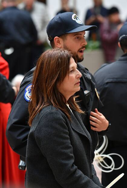 Catherine Keener, en el momento en que es arrestada durante la movilización