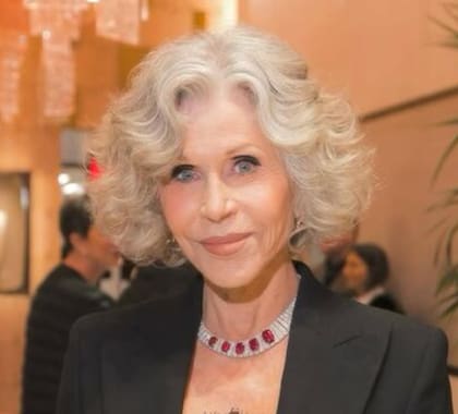 Jane Fonda con corte de cabello bob italiano