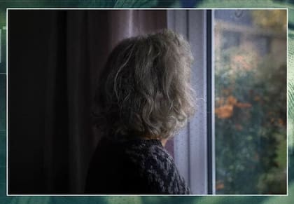Jane perdió los fondos que tenía para suplementar su jubilación. "Me sentí tan humillada", dijo. "No quería estar más en el planeta". (Joel Gunter/BBC)