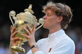 Jannik Sinner sigue evolucionando su juego, como lo hicieron Federer, Nadal y Djokovic en su momento
