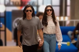 Jared Leto y Anne Hathaway en WeCrashed