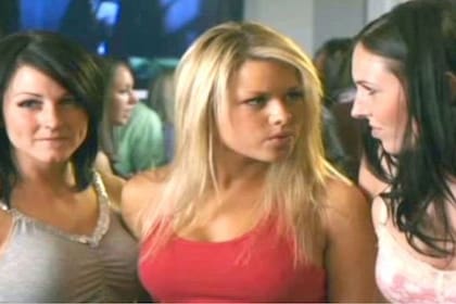 Jasmine Mooney (tercera a la derecha) tuvo una pequeña aparición en una de las películas de la saga American Pie