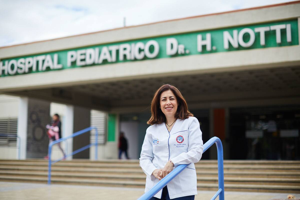 Jasmith trabaja en el hospital Notti