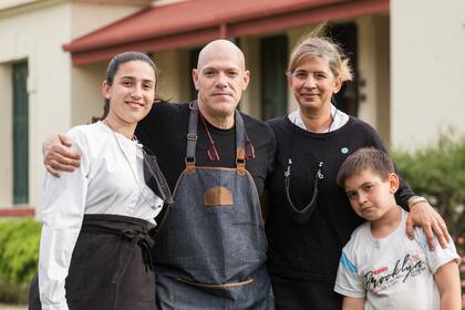 Javier Araujo y familia