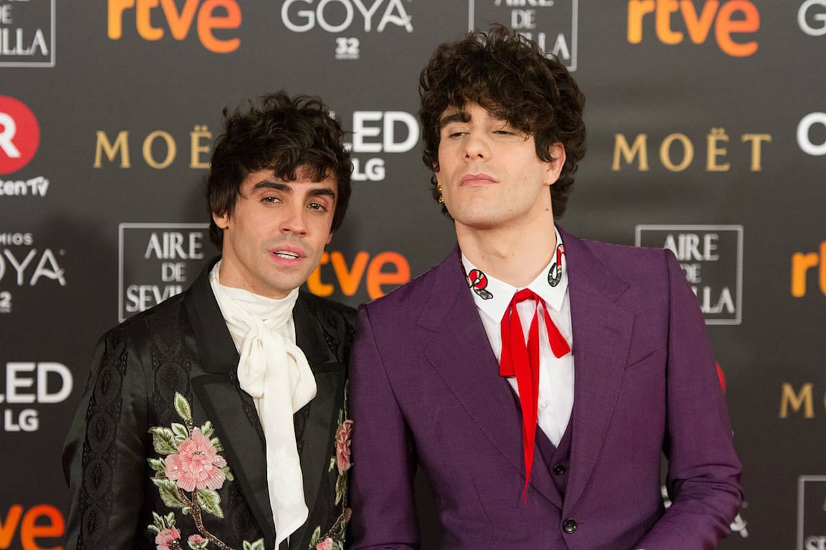 Javier Calvo y Javier Ambrossi, en los premios Goya 2018