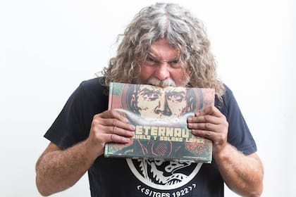 Javier Doeyo empezó editanto una revista sobre historietas de 500 ejemplares.