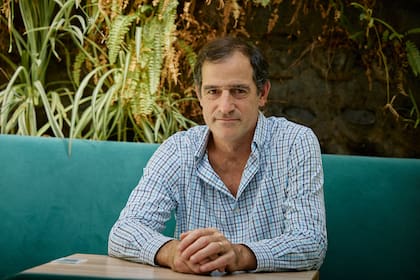 Javier Fernández Cronenbold, padre de una chica de 23 años que tiene parálisis cerebral por una mala praxis de cuando nació