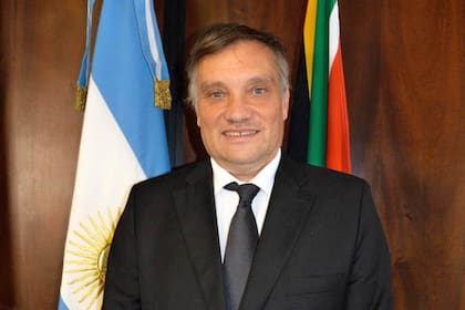 Javier Figueroa es el nuevo embajador en Cuba