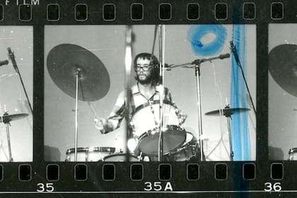 Javier Martínez, de Manal, en el Instituto Di Tella, marzo de 1969.