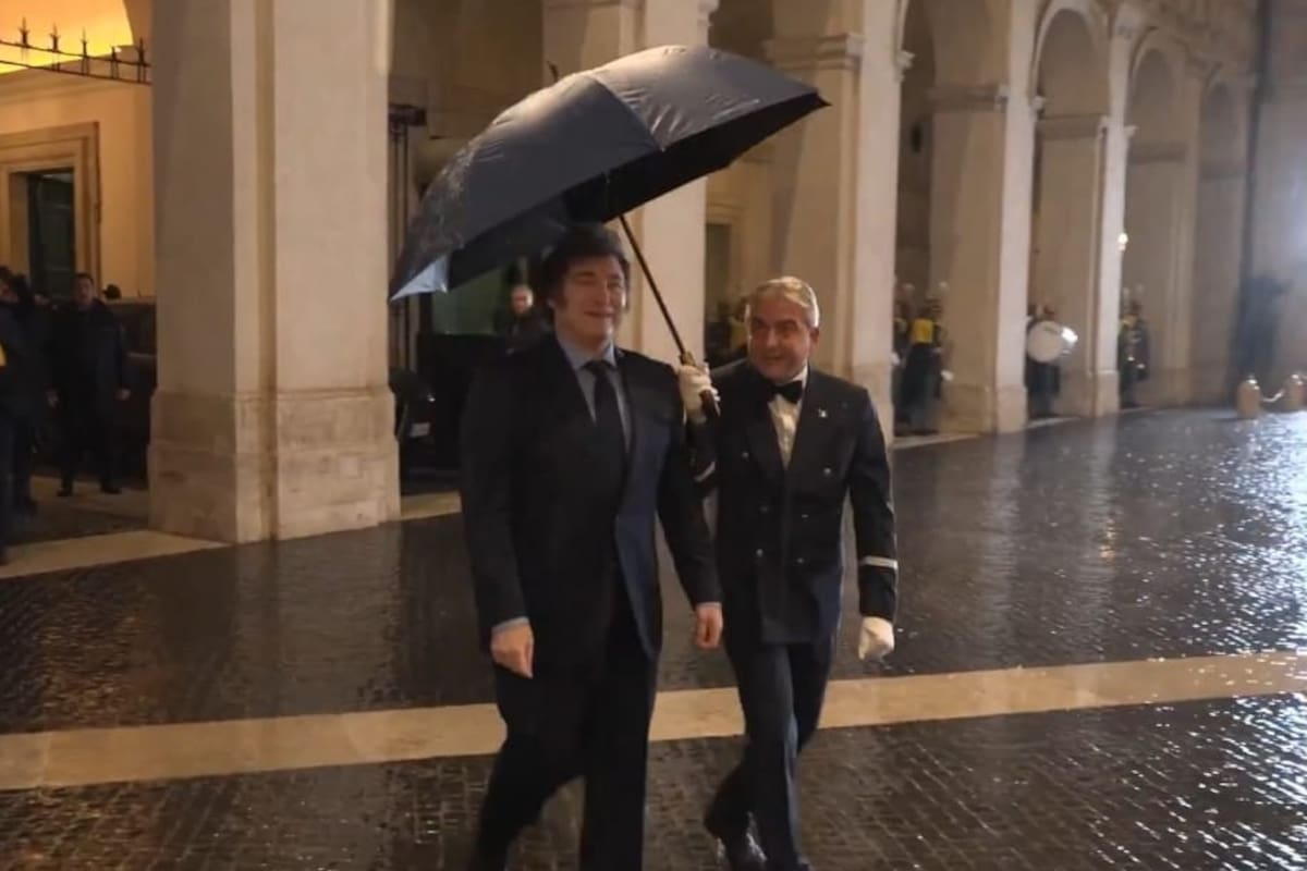 Javier Milei, al llegar a su encuentro con Giorgia Meloni el fin de semana que pasó en Roma