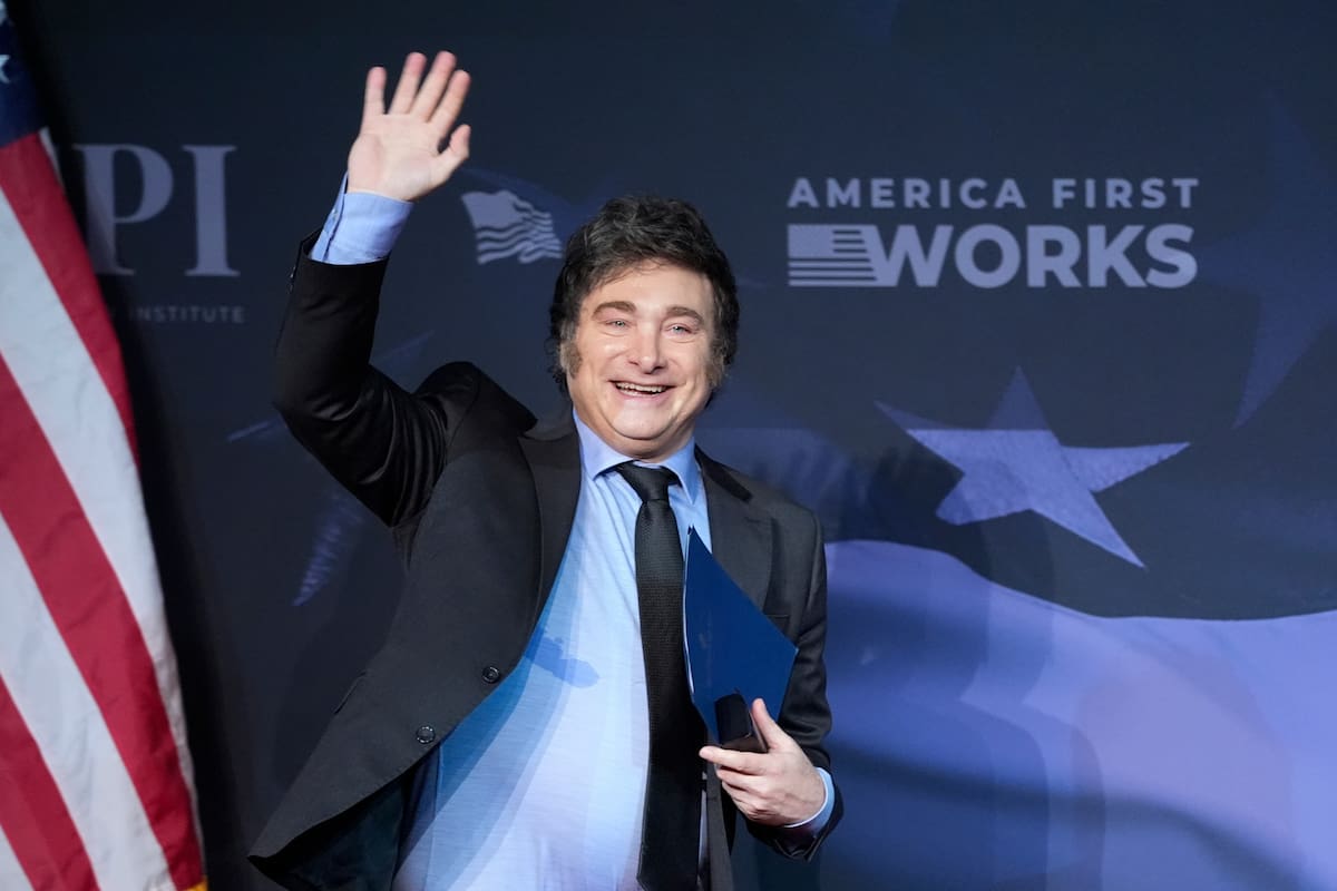Javier Milei apuesta a cerrar en los próximos días el acuerdo con el FMI y a confirmar un encuentro bilateral con Trump