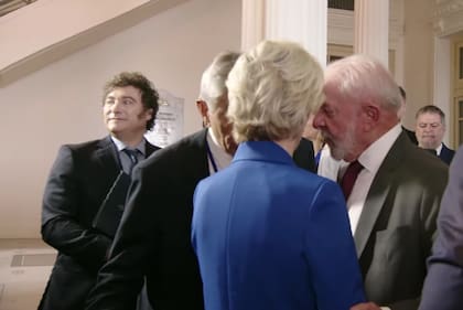 Javier Milei durante la Cumbre del Mercosur en Uruguay