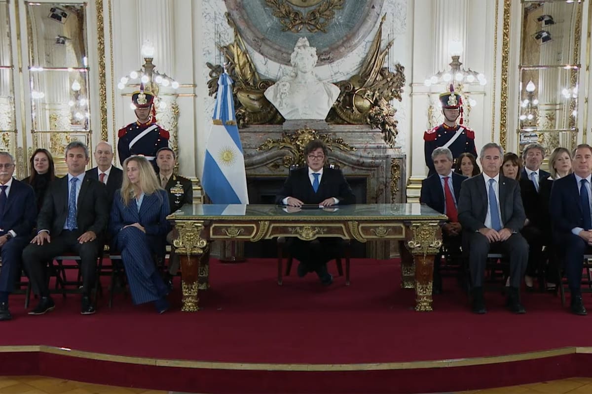 Javier Milei en cadena nacional por la causa Malvinas
