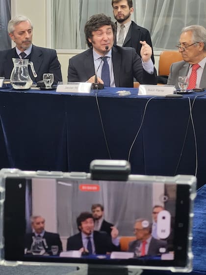 Javier Milei en el CARI
