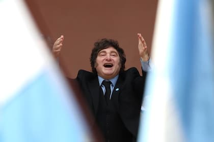 Javier Milei, en el balcón de la Casa Rosada