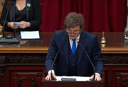 Javier Milei en la Cámara de Diputados ante la Asamblea Legislativa