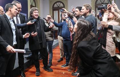 Javier Milei en un diálogo con la prensa