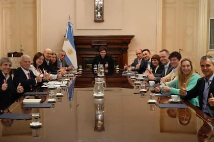 Javier Milei encabezó la reunión de gabinete