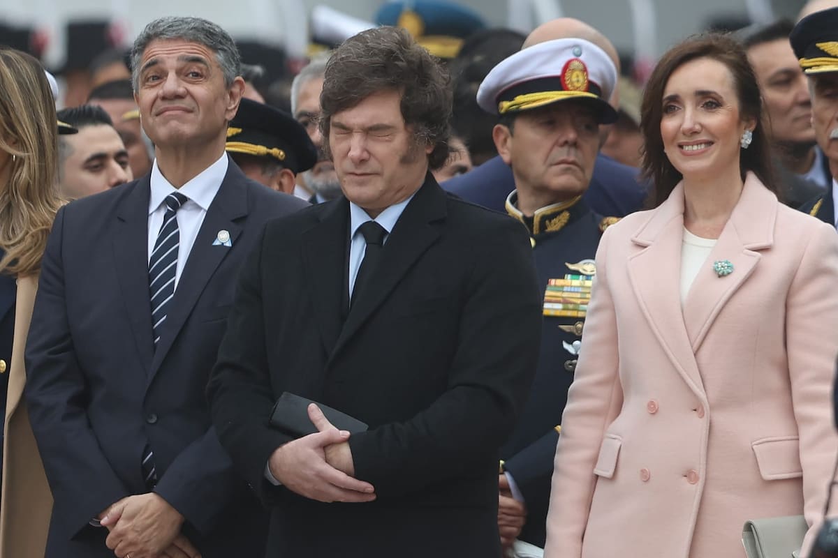 Javier Milei, entre Jorge Macri y Victoria Villarruel
